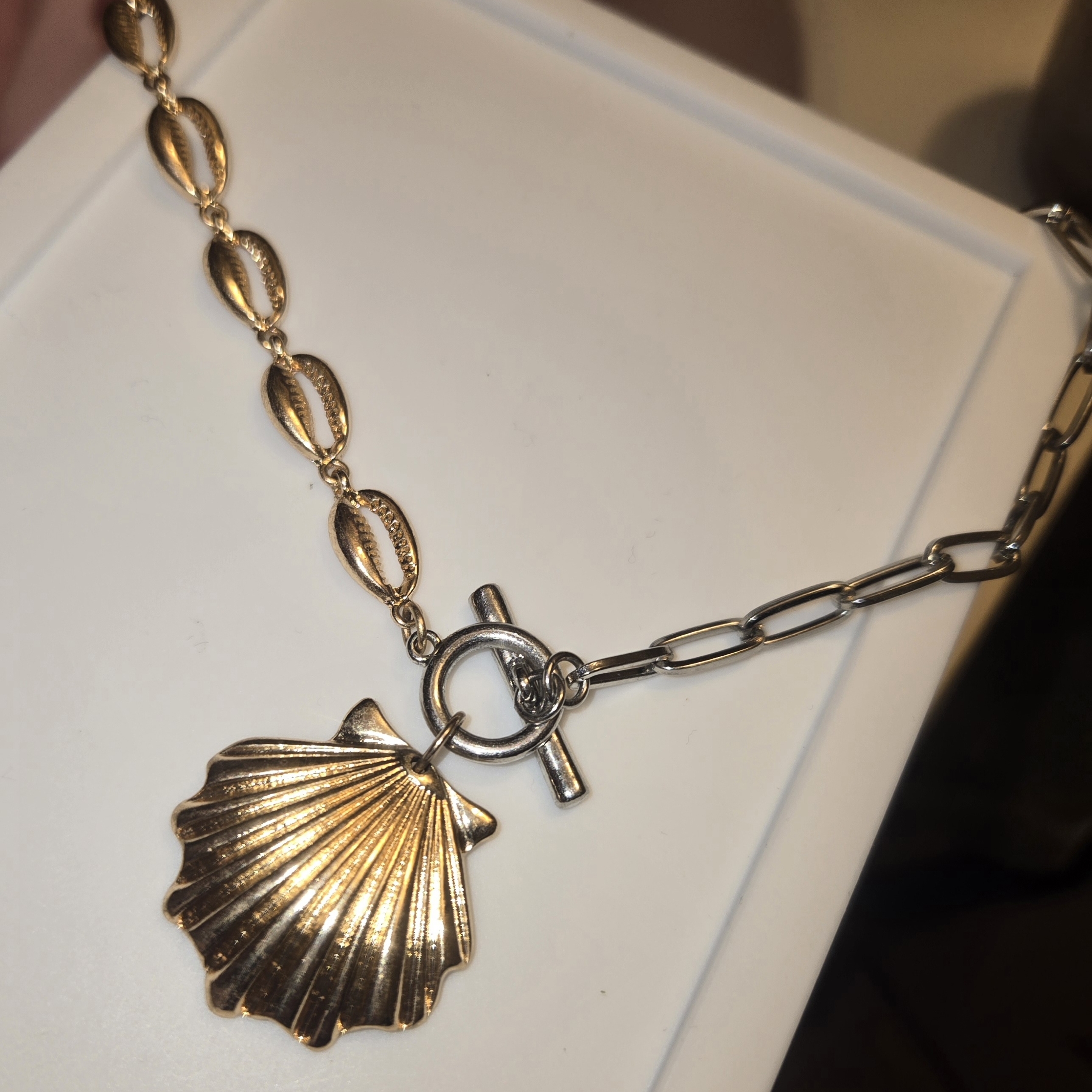 Gold Shell Pendant Toggle Necklace - Women Jewelry 25$